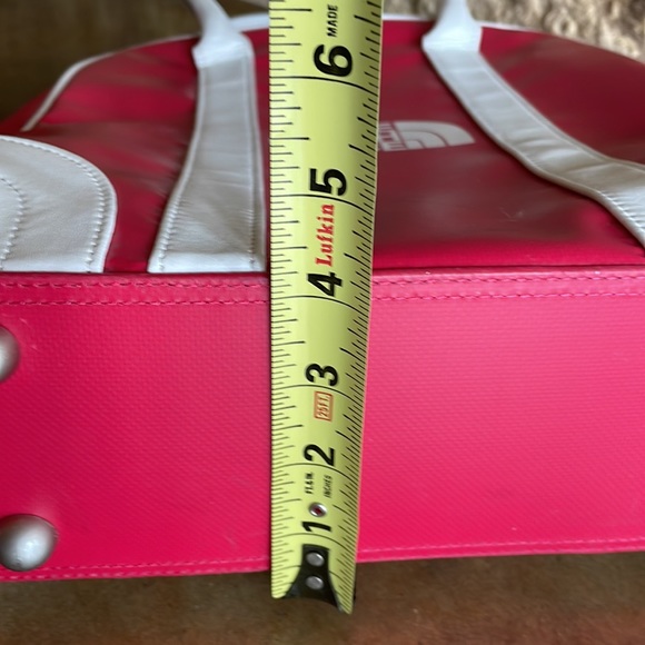 EUC North Face 2-zip / 2-handle Bowling-style Red/White Tote, body 12”w-4”d-14”h - Picture 6 of 8